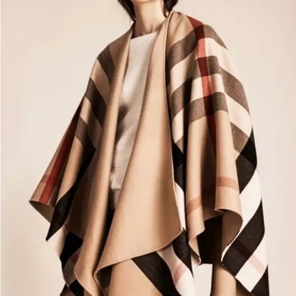 Burberry check reversible cape - Picture 2 of 4